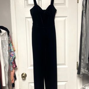 Abercrombie & Fitch black velvet jumper.